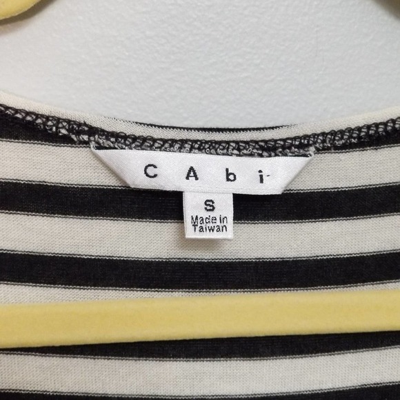 CAbi Drape Cowl Neck Short Sleeve Stripped Stretch Top Black White Size Small - Picture 3 of 6